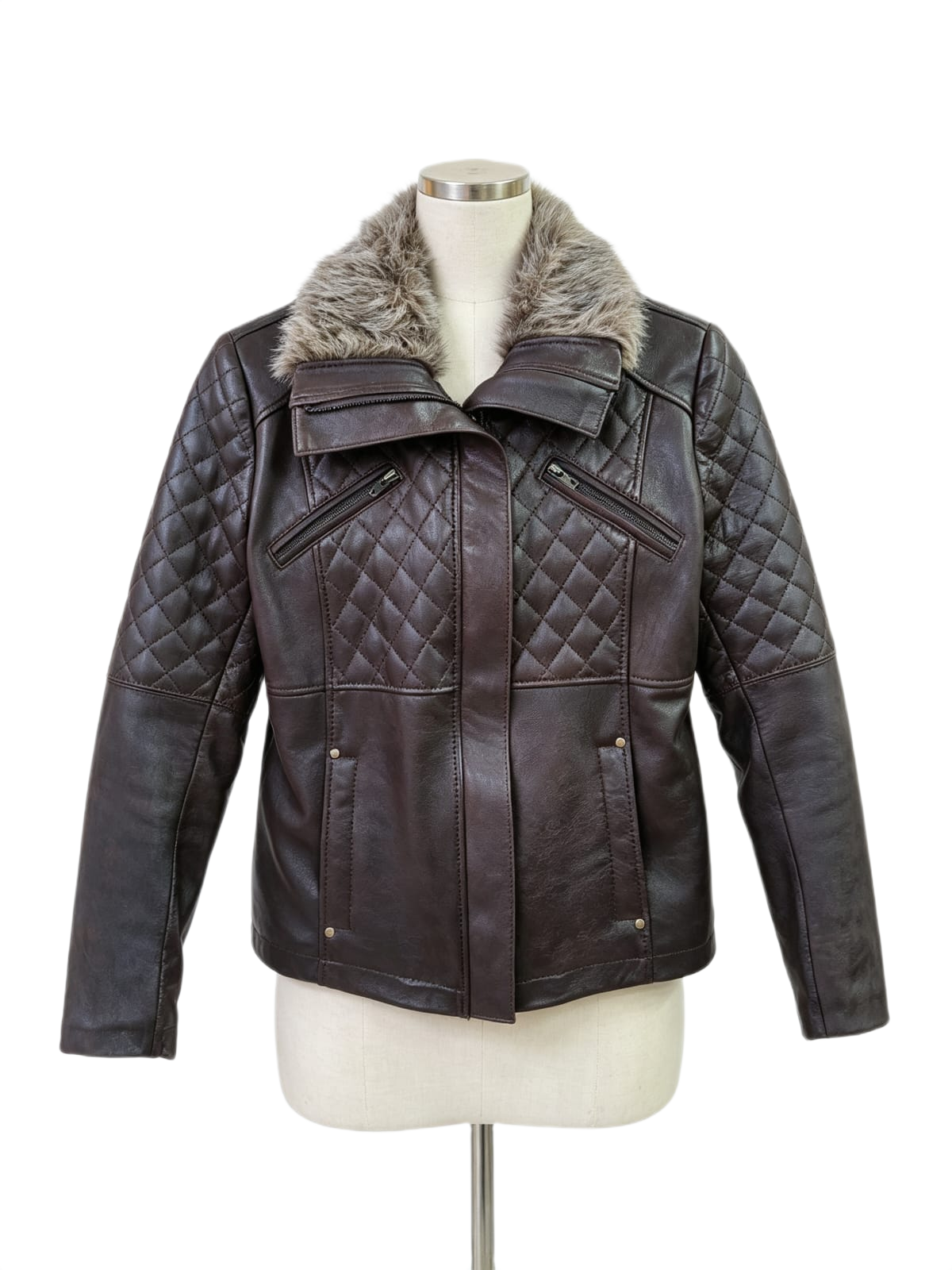 Chaqueta Mara de cuero genuino hecho a mano en Quito, Ecuador - vista 5
